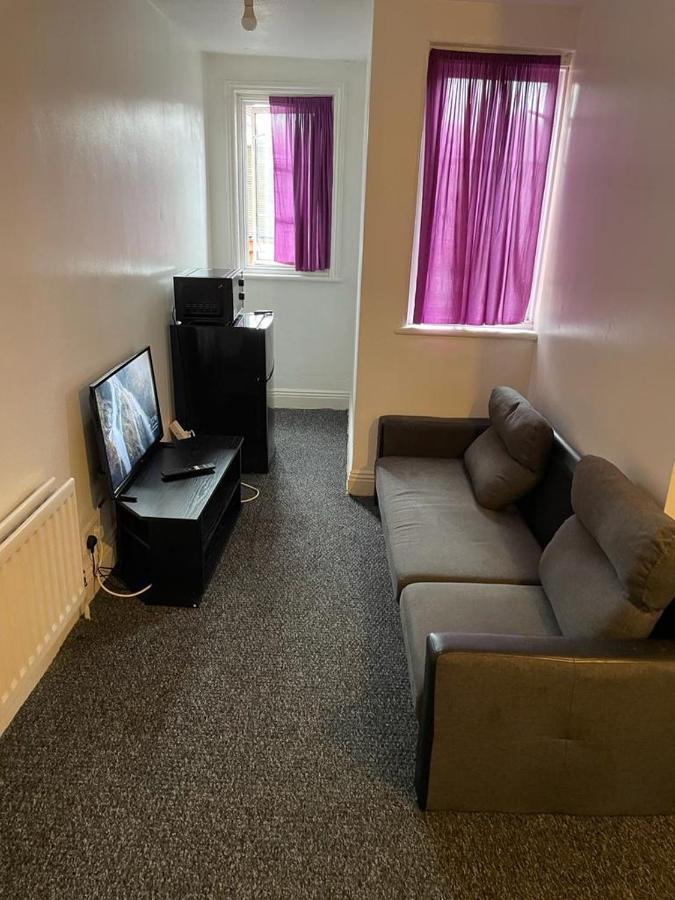 One Room To Stay With Fantastic Host London Exterior foto